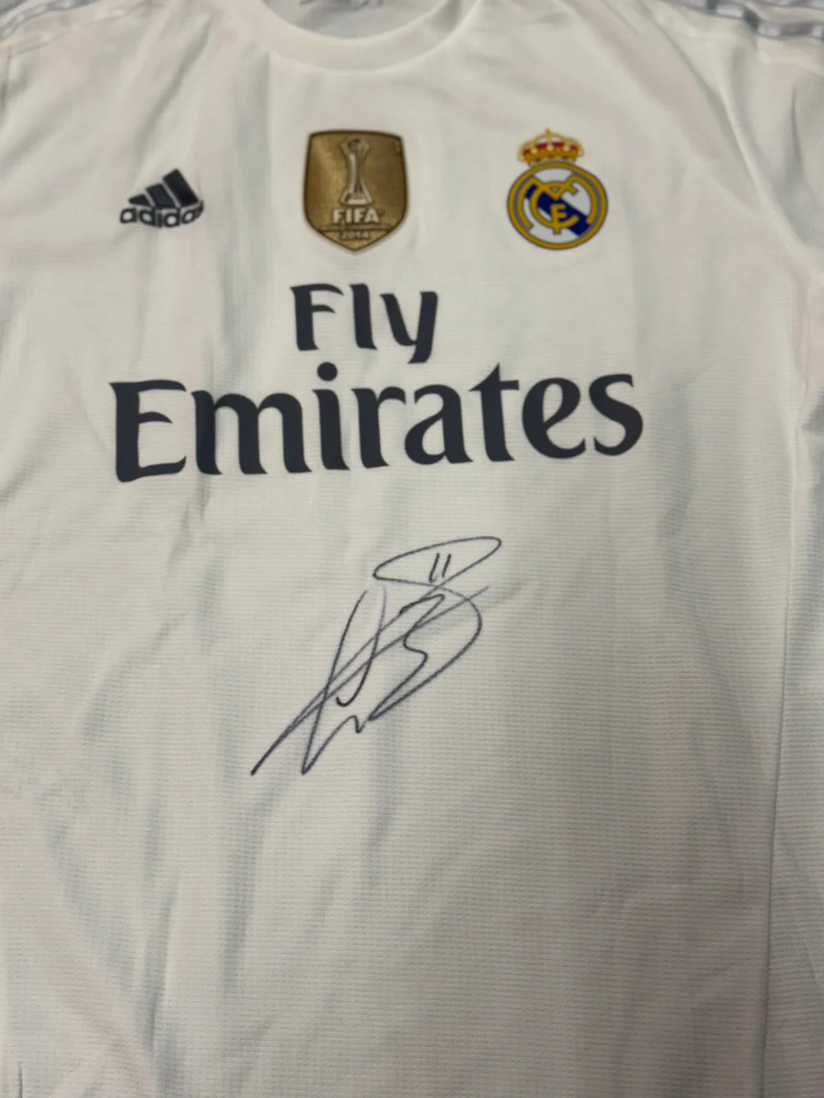 Gareth Bale Autographed 2015/16 Real Madrid Jersey