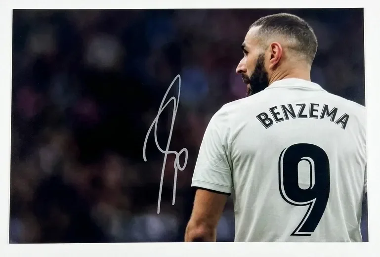 Karim Benzema Signed Real Madrid Jersey – 2013/14 Player Issue Kit