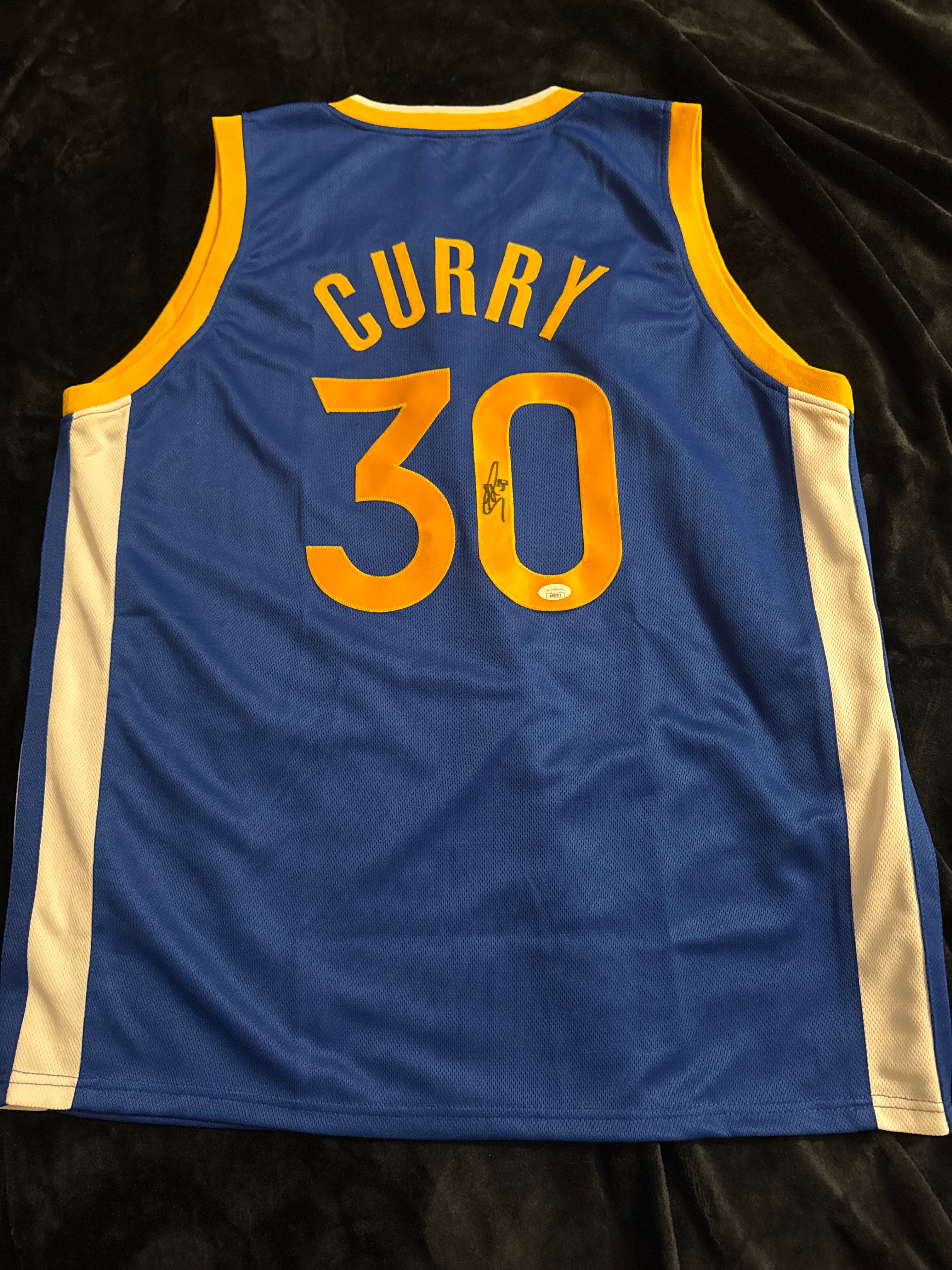 Stephen Curry signed jersey 