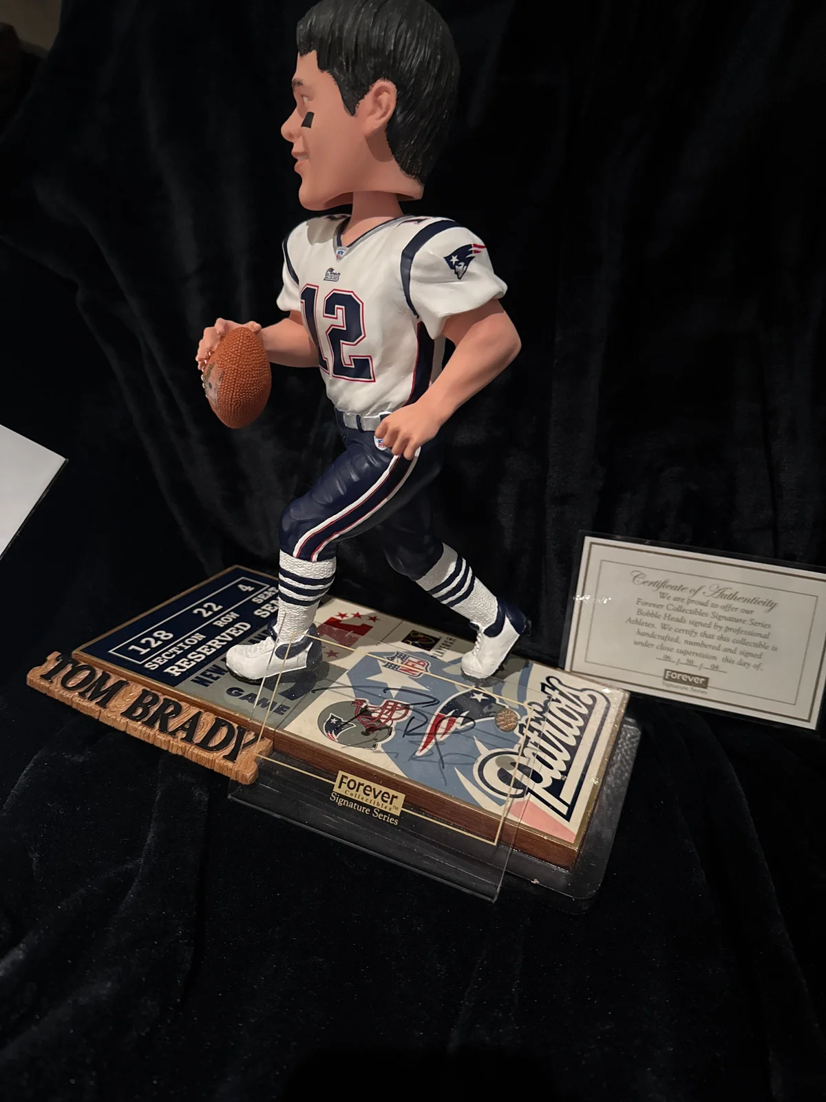 Tom Brady signed Forever collectibles bobble head  photo 2