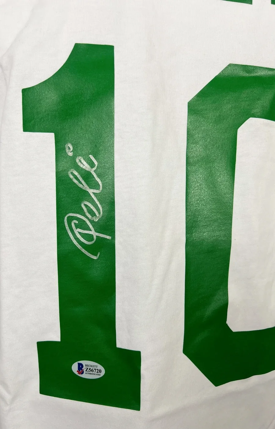 Pele Signed Jersey - Beckett Authenticated