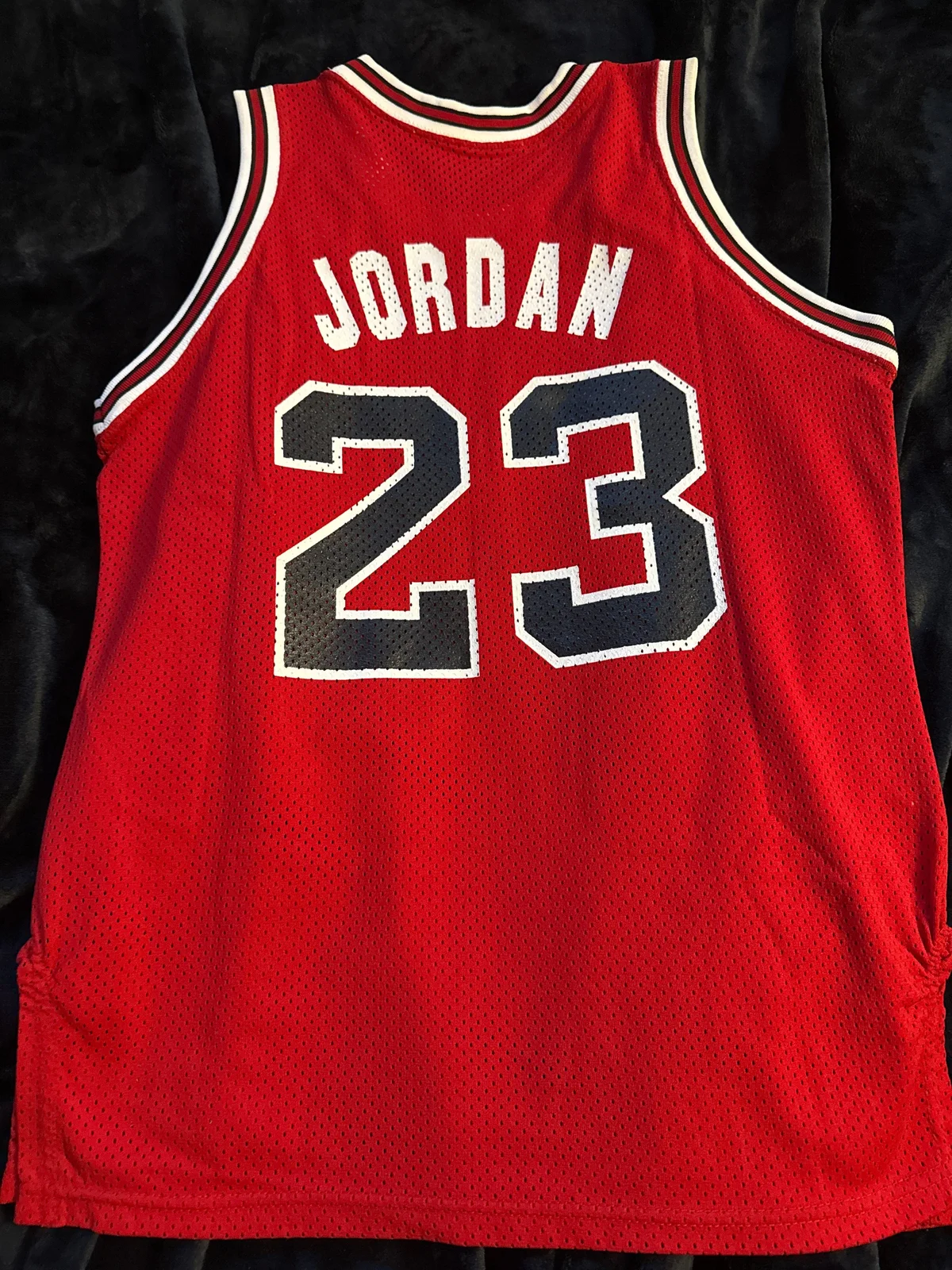 Michael Jordan signed Macgregor Sand-knit jersey photo 2