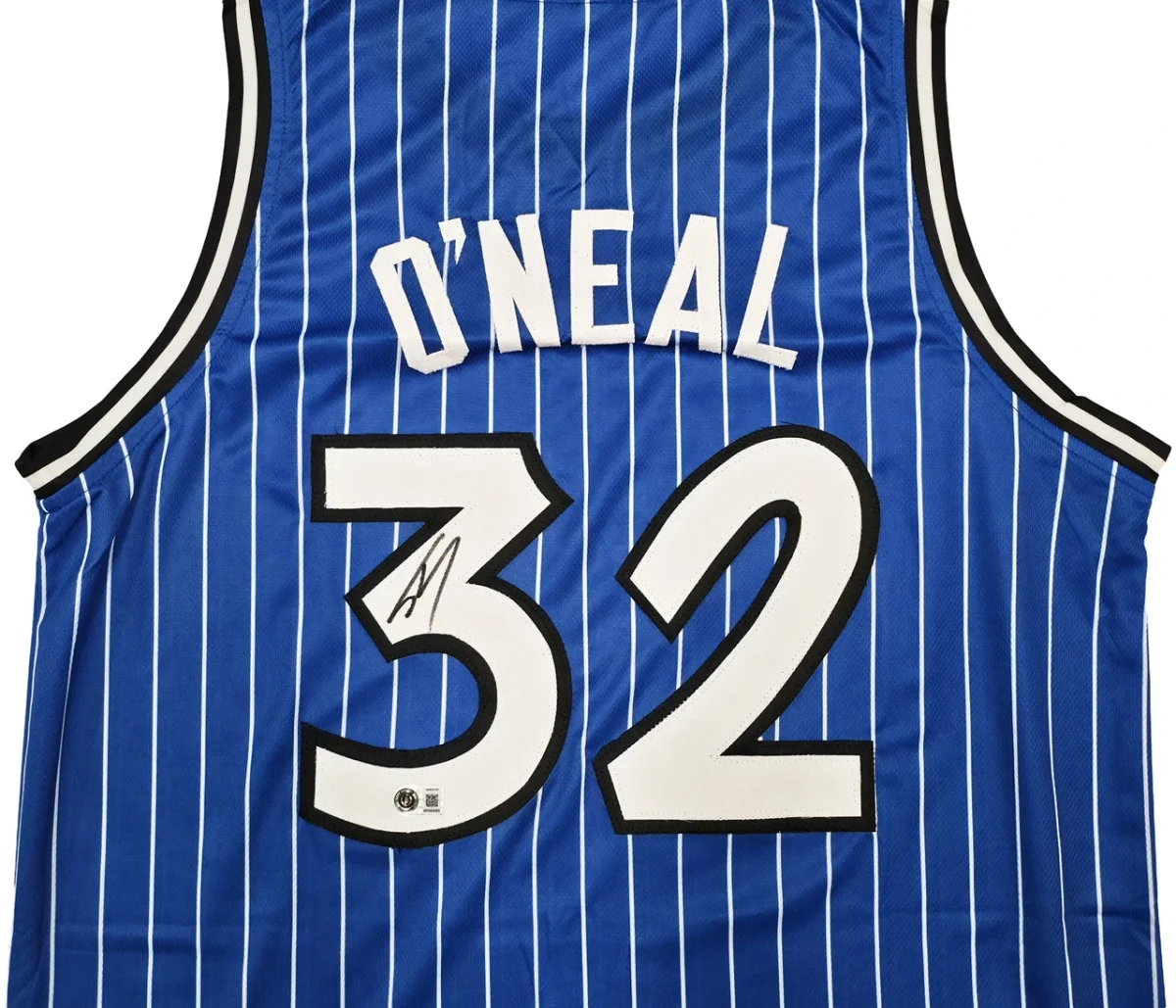 Shaquille O'Neal Signed Jersey - Beckett Witness