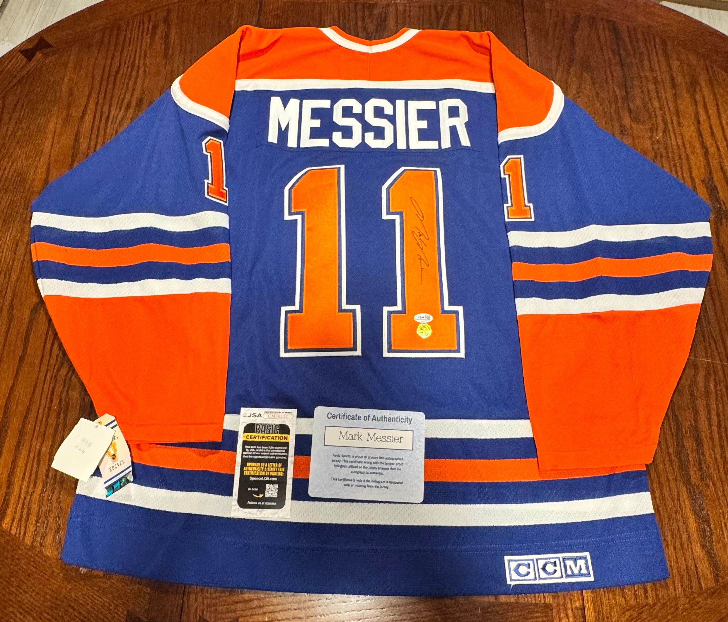 Mark Messier Blue CCM Vintage Replica Jersey photo 2