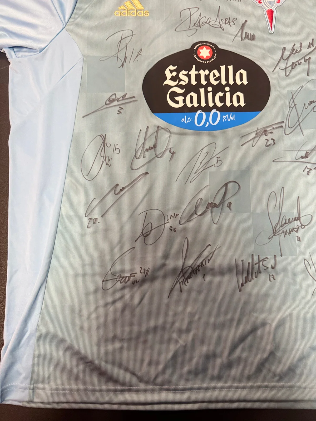 Celta de Vigo Squad Signed Jersey – Celta vs Sevilla (12/30/2022) | MatchWornShirt COA
