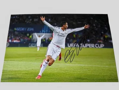 Cristiano Ronaldo Signed 2014/15 Real Madrid Goal Celebration Photo