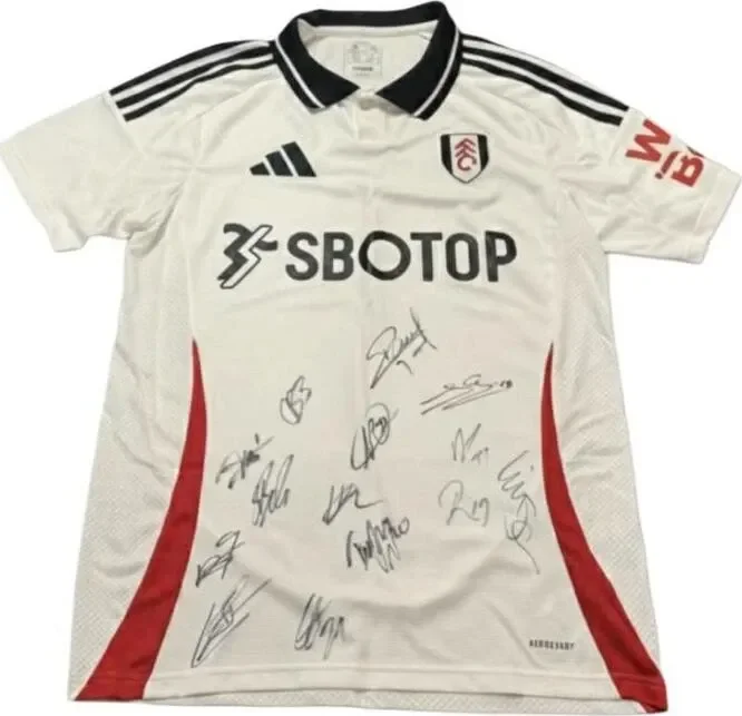 Fulham FC vs. Wolverhampton Wanderers – Squad Signed Match-Issued Jersey