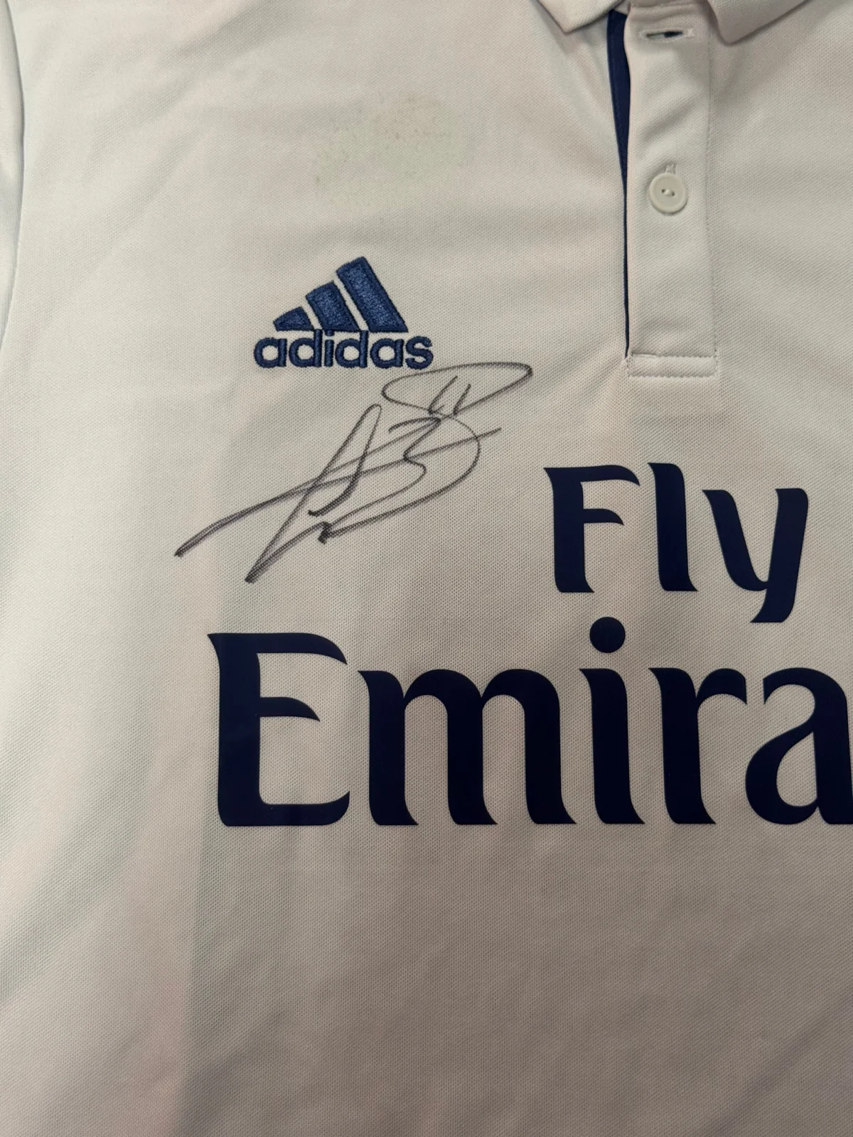 Gareth Bale Signed 2016/17 Real Madrid Jersey — Photo Shoot Worn