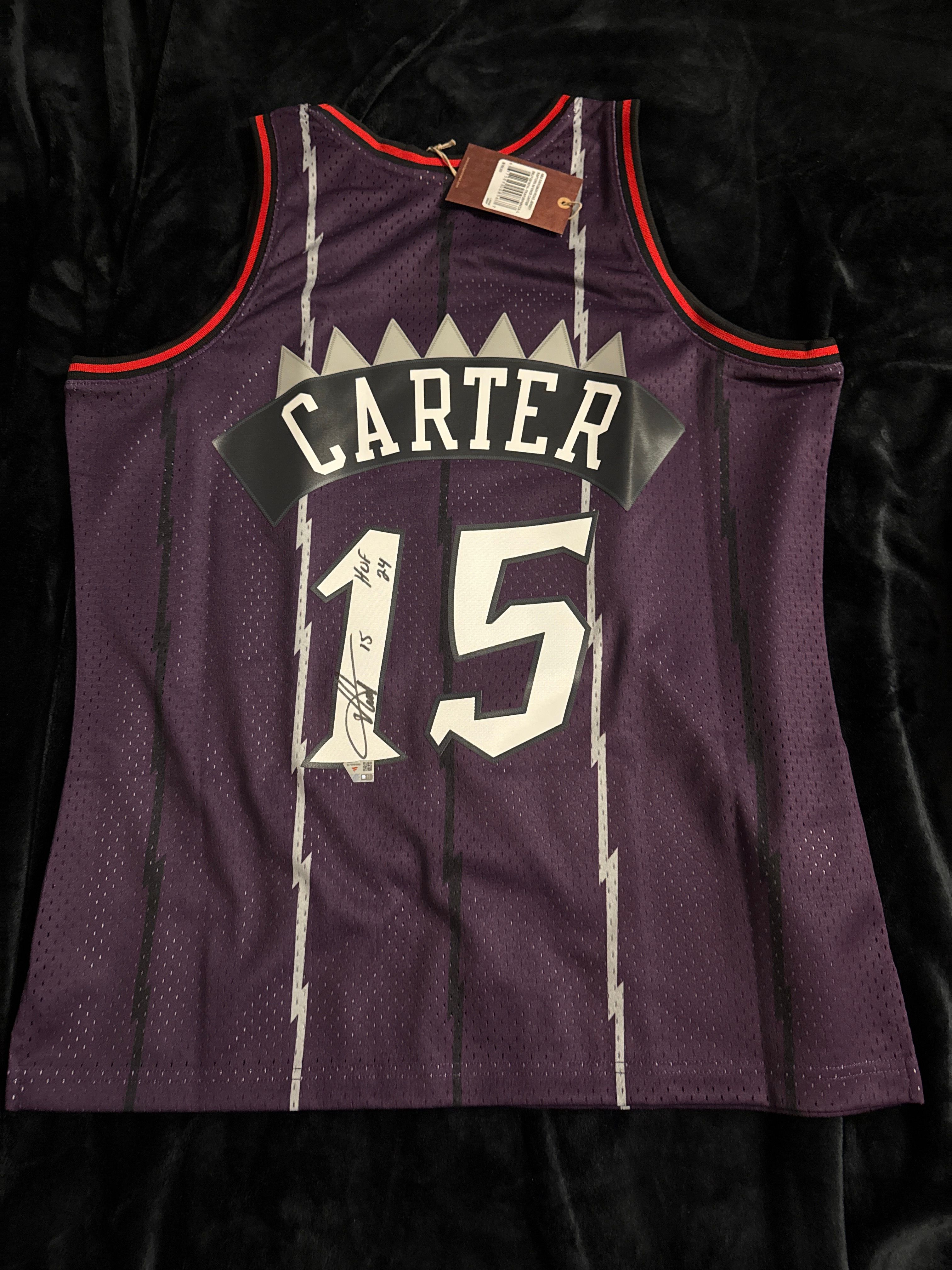 Vince Carter signed with inscription HOF