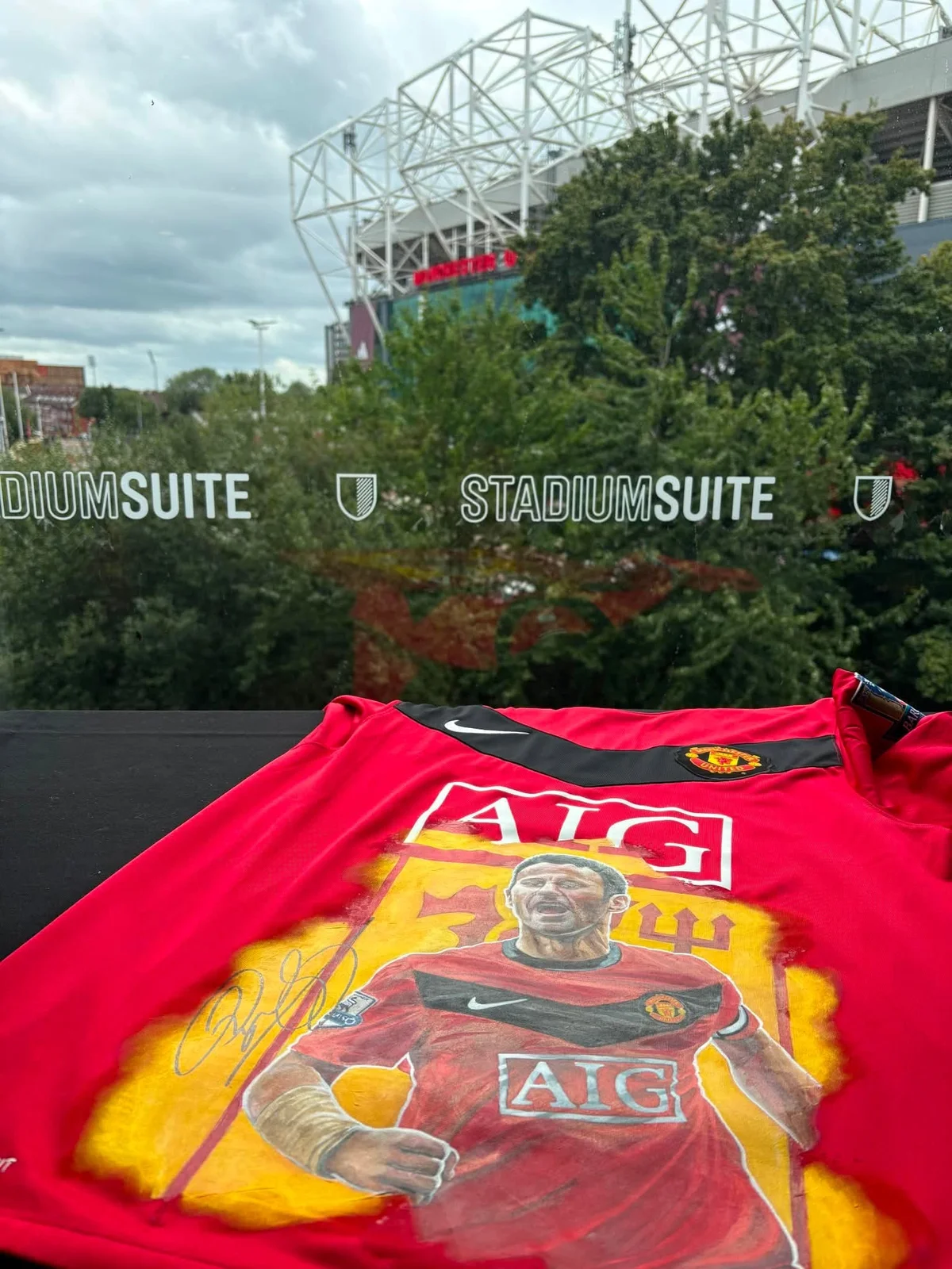 Ryan Giggs Signed 1/1 Hand Painted Manchester United Jersey - Signed In Person
