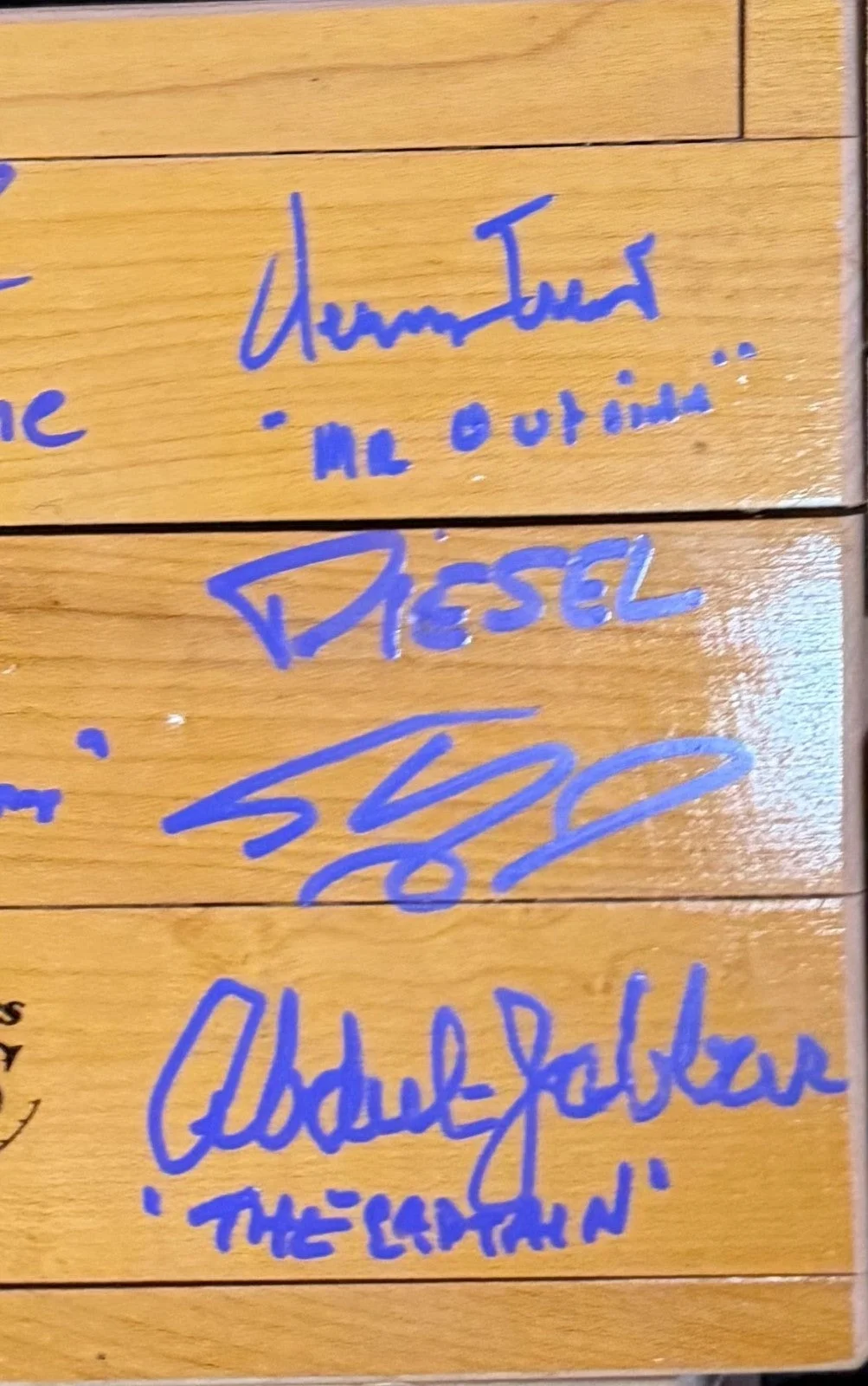 Lakers Legends Signed/Inscribed Floor Piece Magic-Kareem-Jerry West-Shaq-Worthy