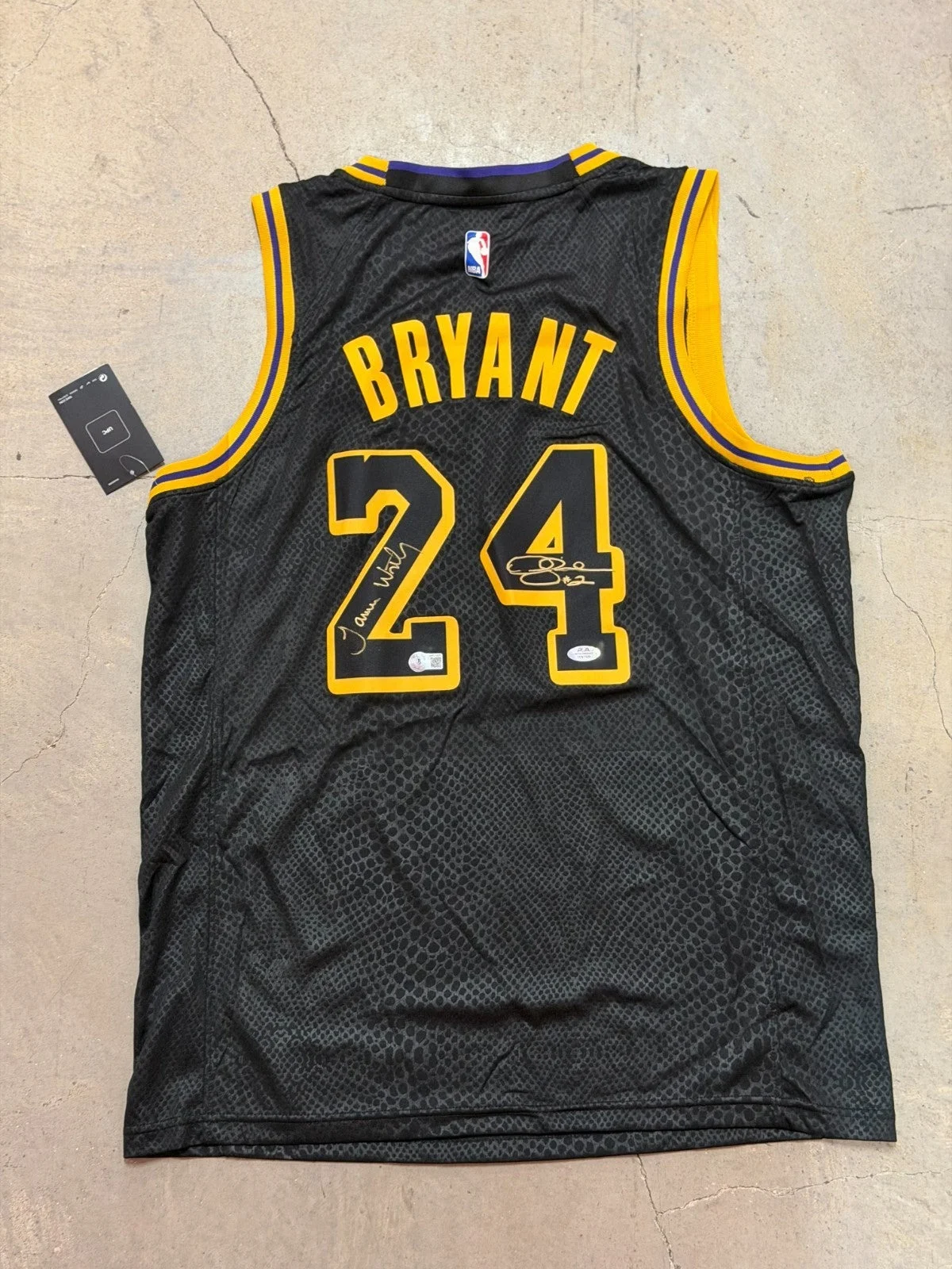 4 Kobe Bryant Lakers Jerseys Signed by Legends Magic Kareem Shaq West Baylor