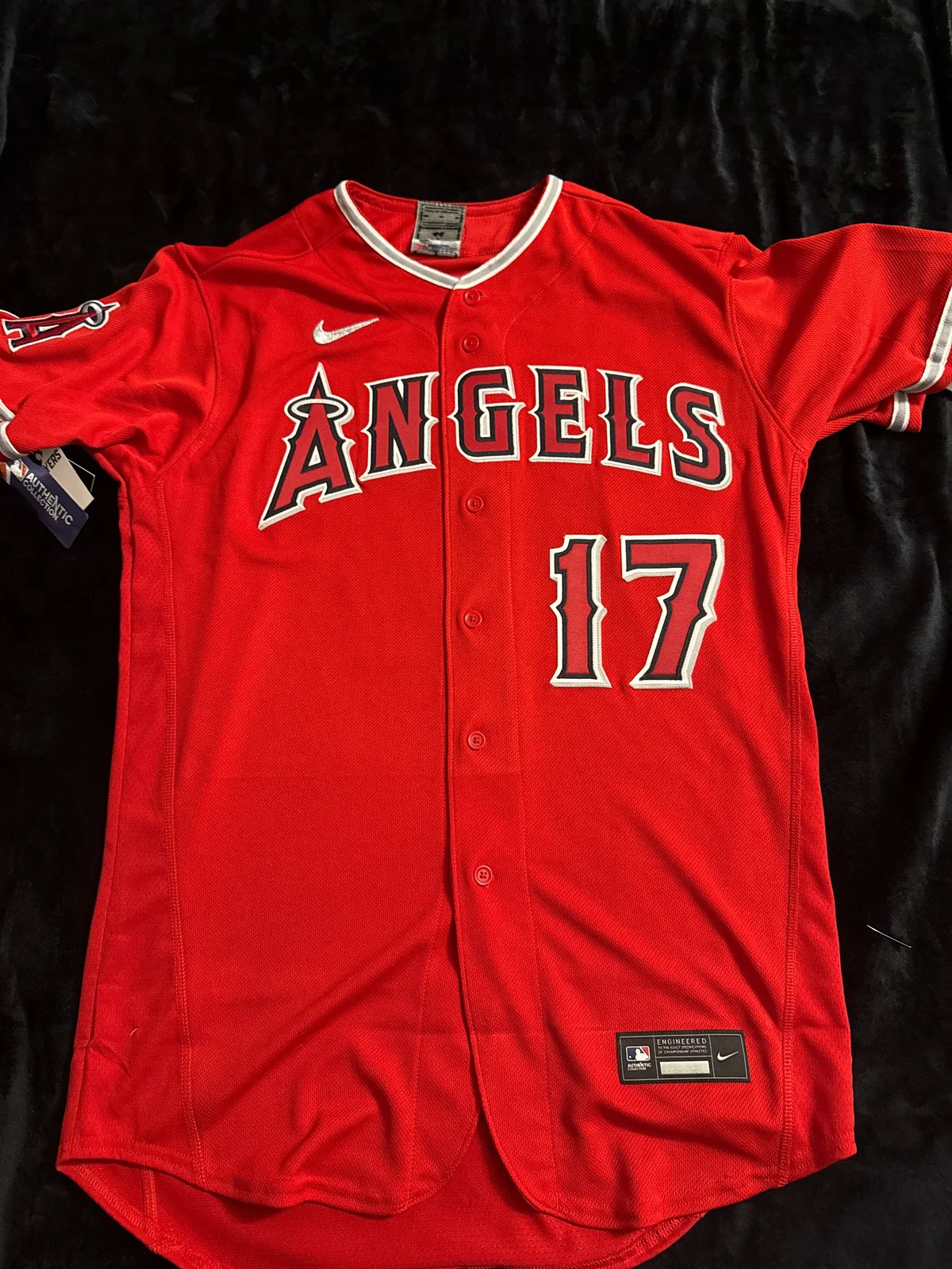 Shohei Ohtani signed Angels jersey  photo 2