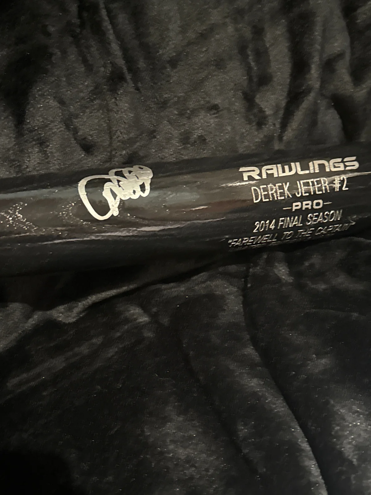 Derek Jeter signed full size baseball bat photo 2