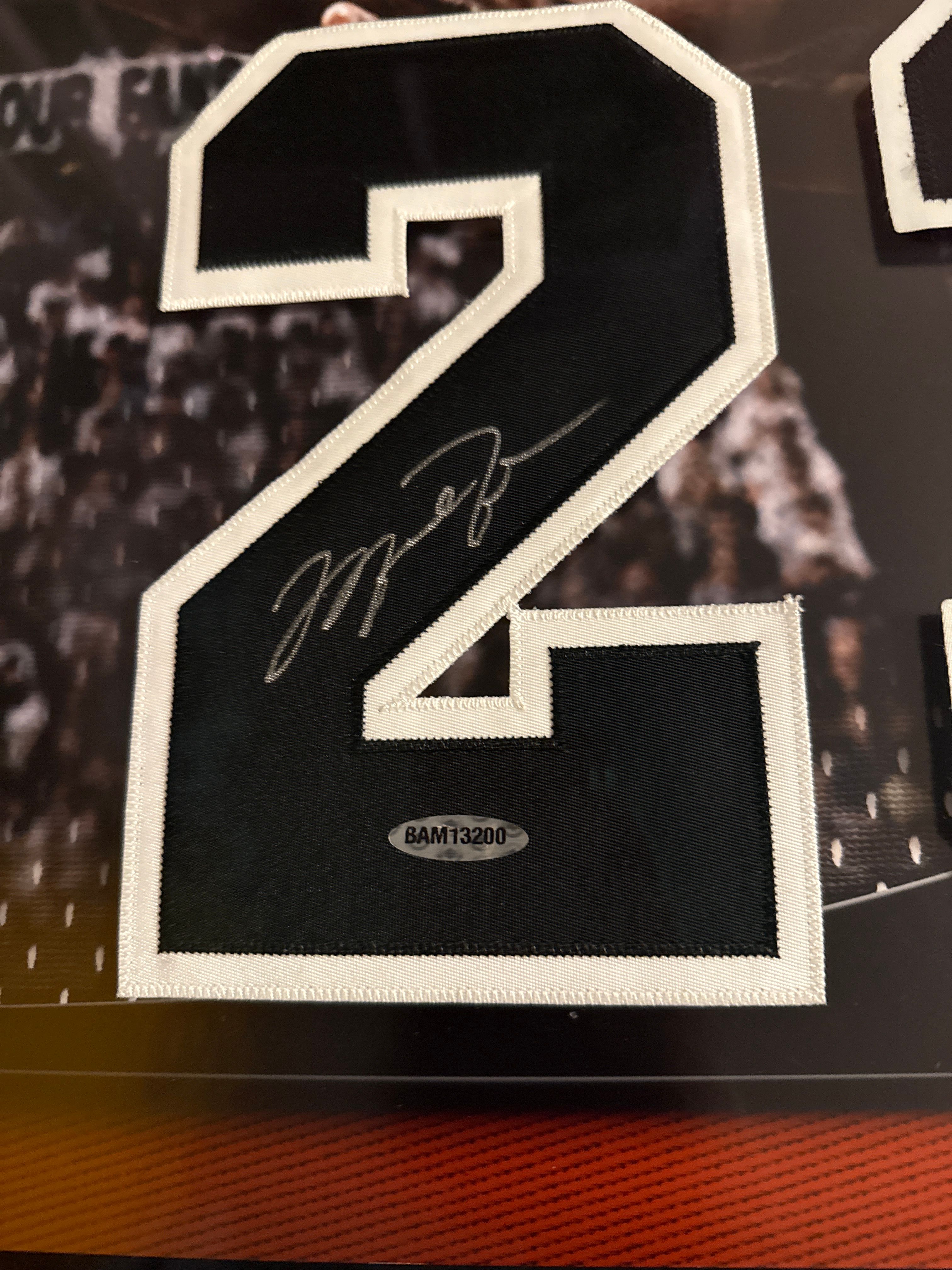 Michael Jordan and Scottie Pippen signed number Upper Deck piece  photo 5