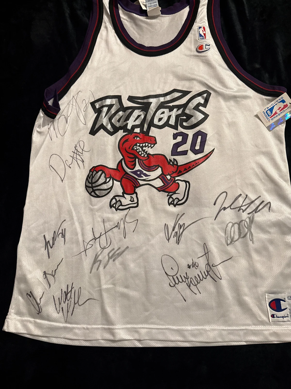1997-98 Toronto Raptors signed jersey 