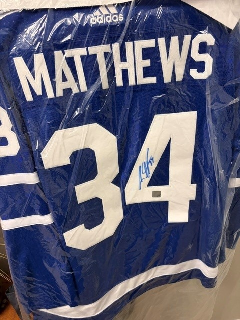 2022 Toronto Maple Leafs authentic signed Auston Matthews jersey
